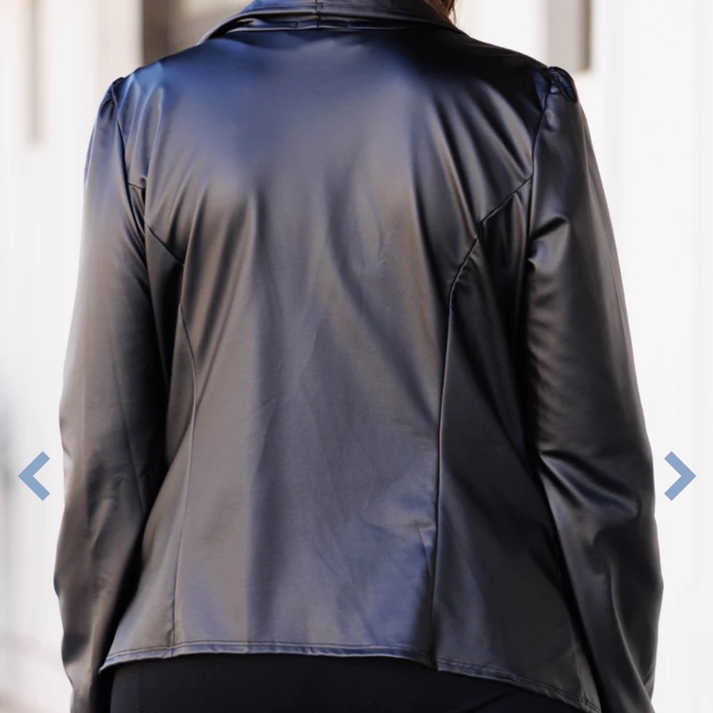 Blazer, Black